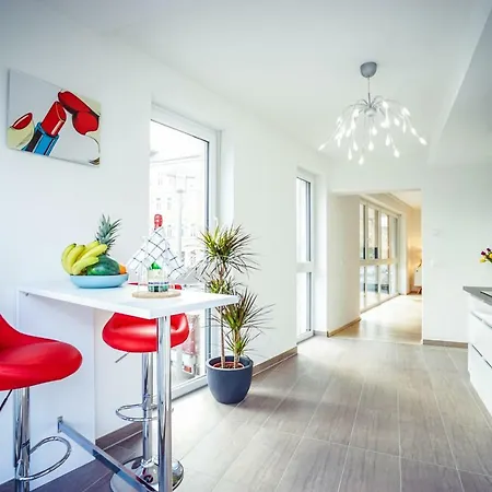 **wohnen Im Trendviertel - Connewitz // 120qm** Appartement